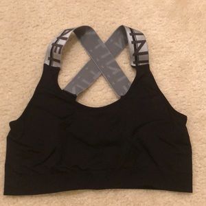 Nfinity Crossback sports bra